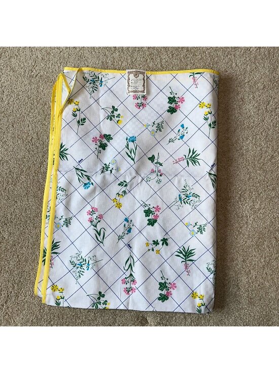 Vintage Other - Vintage 50s Mid Century Modern Floral Tablecloth Rectangle Yellow MCM Farmhouse